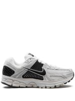 Air Zoom Vomero 5