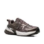 Nike V2K Run Brown - Image 2