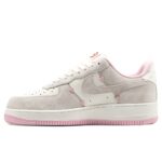 ⁦Air Force 1 Low "Valentine's Day" Edition⁩ - الصورة ⁦3⁩