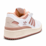 ⁦'Forum Low CL 'White/Peach Cream⁩ - الصورة ⁦4⁩