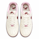 ⁦Air Force 1 Low "Valentine's Day" 2023⁩ - الصورة ⁦3⁩