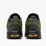 ⁦Nike x Corteiz Air Max 95 SP "Rules The World"⁩ - الصورة ⁦5⁩